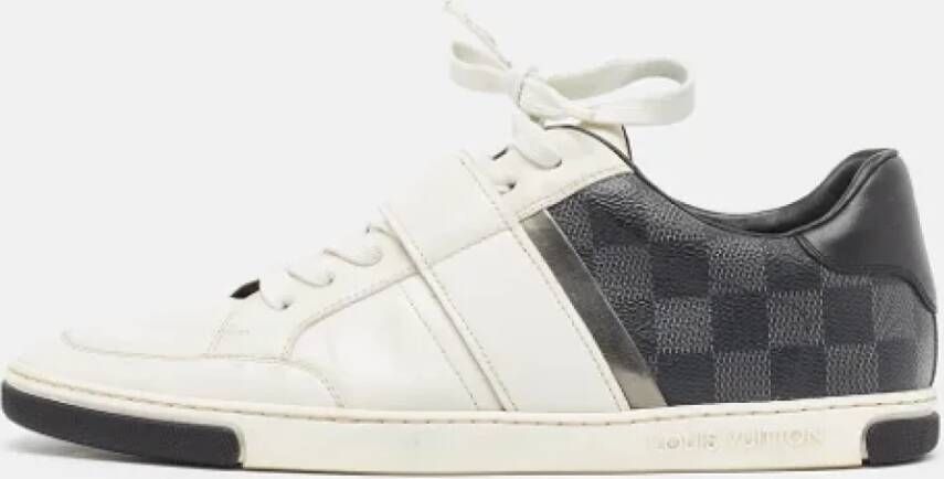 Louis Vuitton Vintage Pre-owned Canvas sneakers White Heren