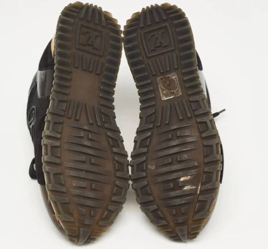 Louis Vuitton Vintage Pre-owned Coated canvas sneakers Black Dames
