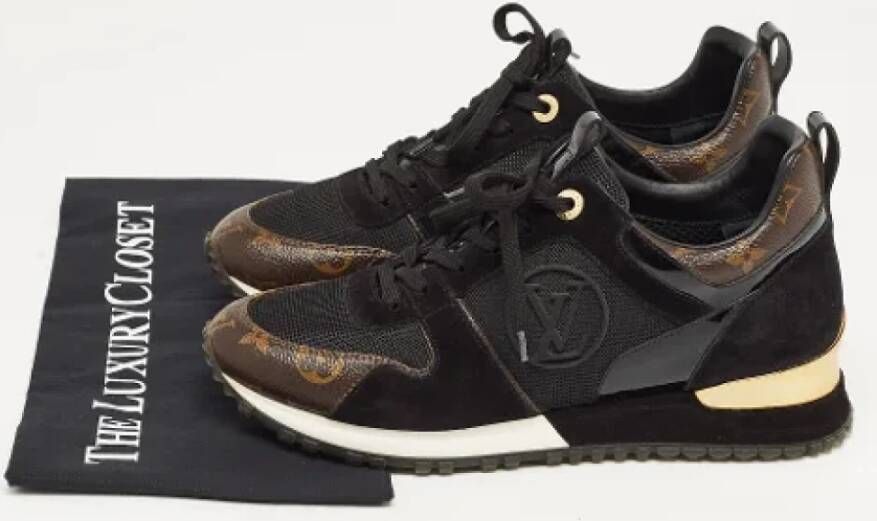 Louis Vuitton Vintage Pre-owned Coated canvas sneakers Black Dames