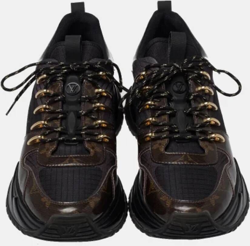 Louis Vuitton Vintage Pre-owned Coated canvas sneakers Black Dames