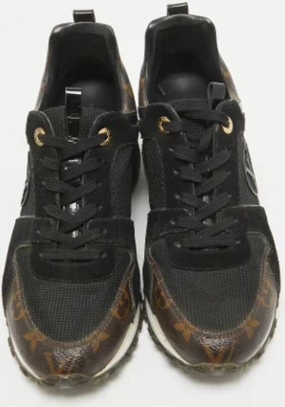 Louis Vuitton Vintage Pre-owned Coated canvas sneakers Black Dames