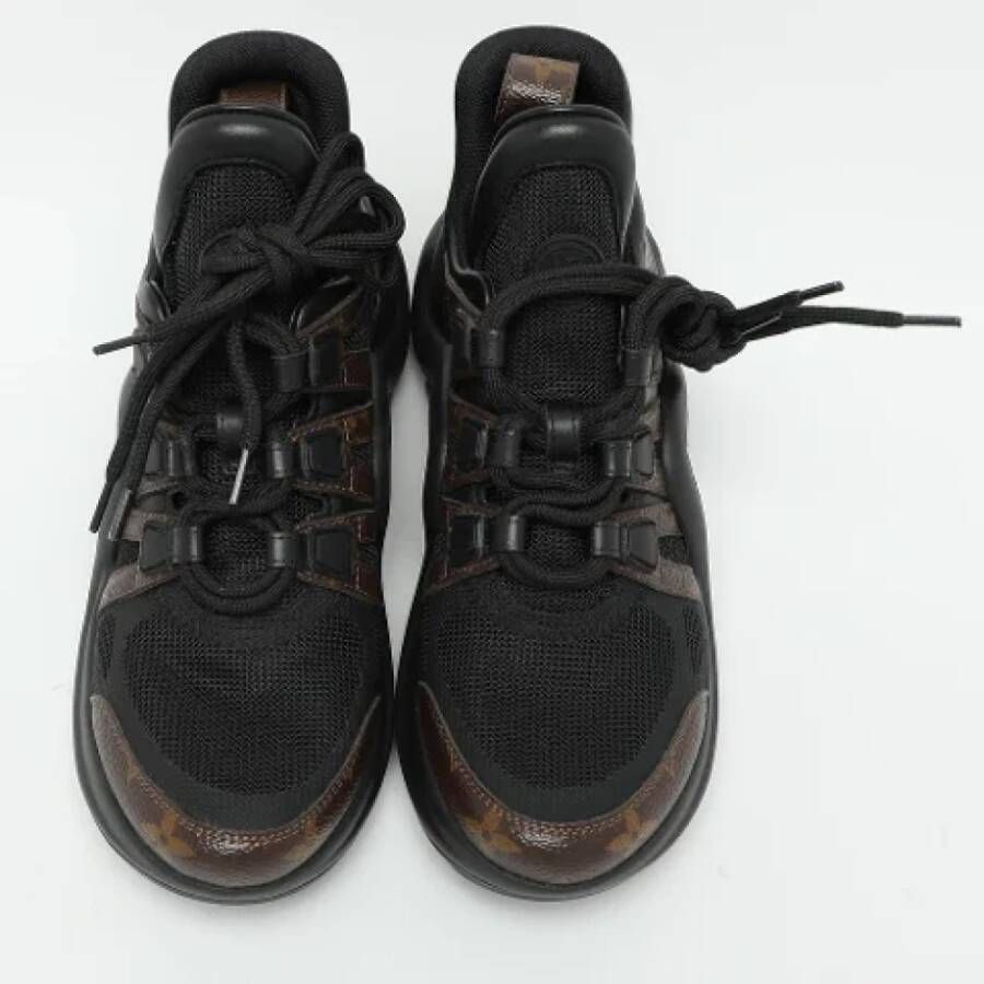Louis Vuitton Vintage Pre-owned Coated canvas sneakers Black Dames