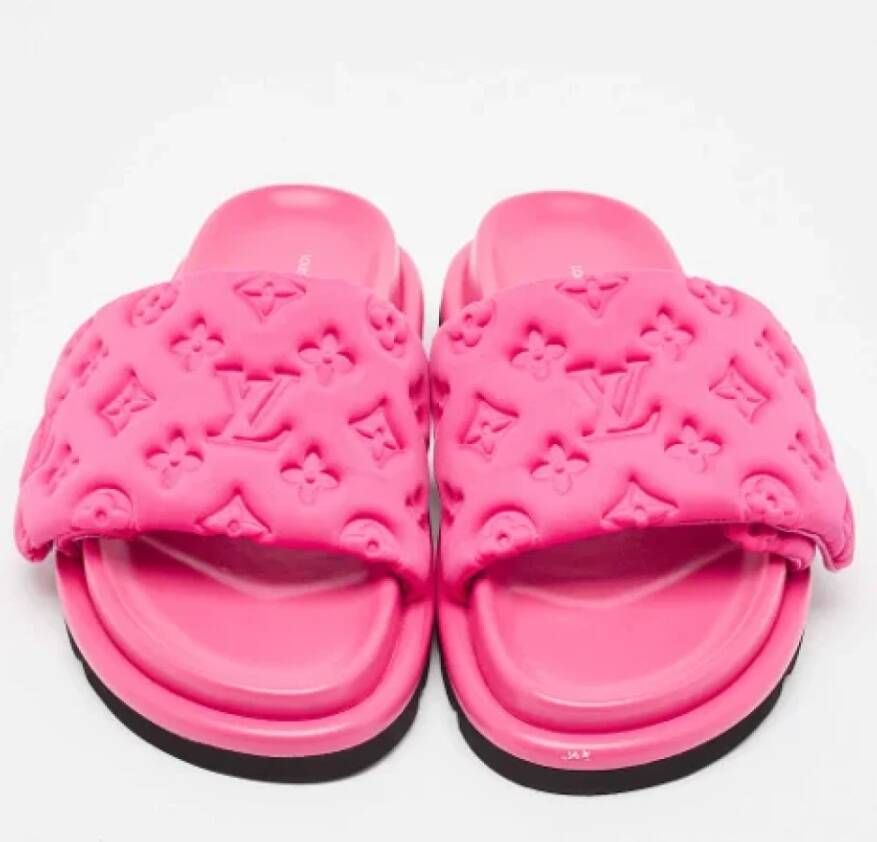 Louis Vuitton Vintage Pre-owned Fabric sandals Pink Dames