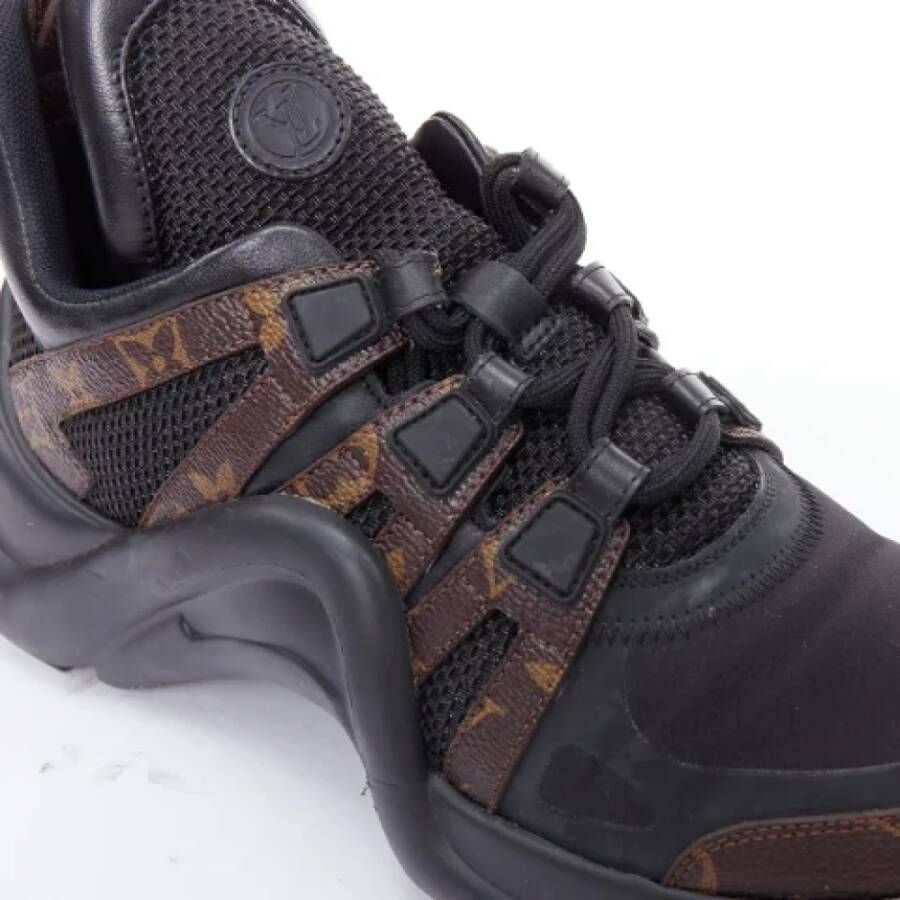 Louis Vuitton Vintage Pre-owned Fabric sneakers Black Dames