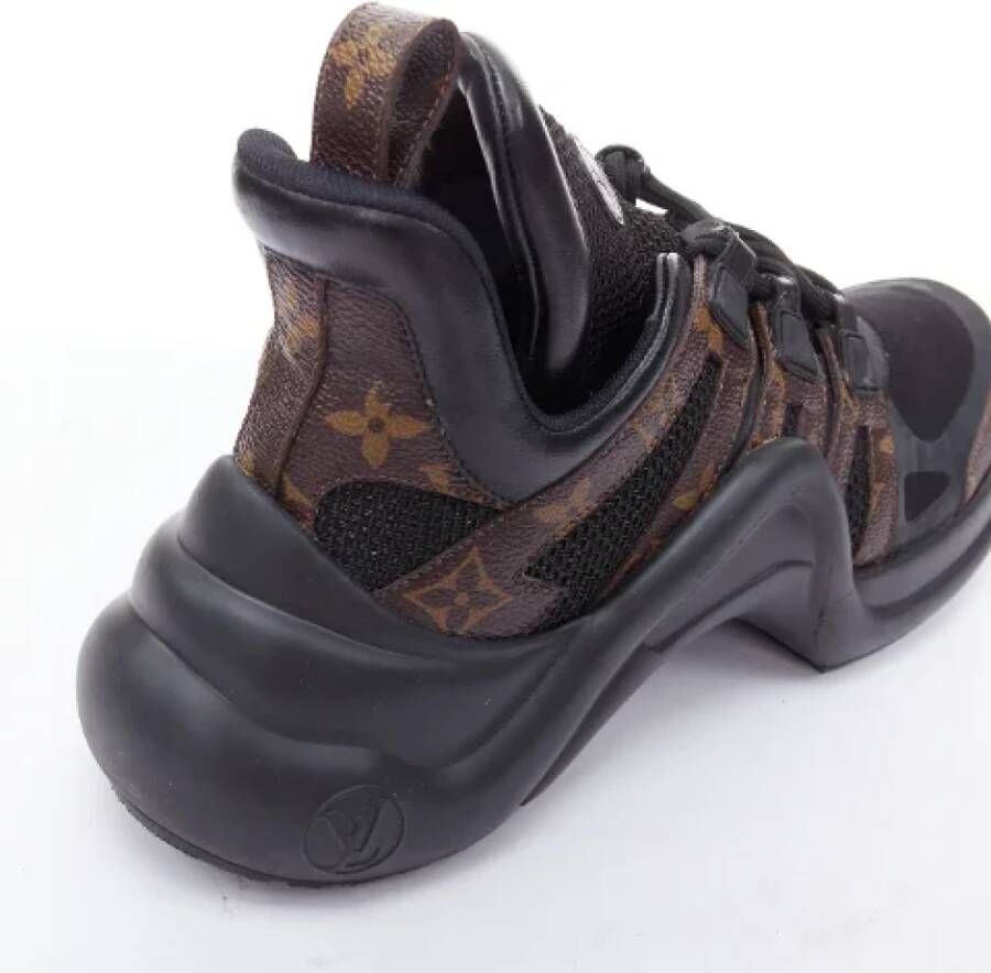 Louis Vuitton Vintage Pre-owned Fabric sneakers Black Dames