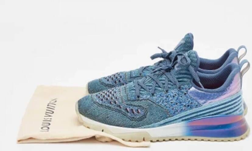 Louis Vuitton Vintage Pre-owned Fabric sneakers Blue Heren