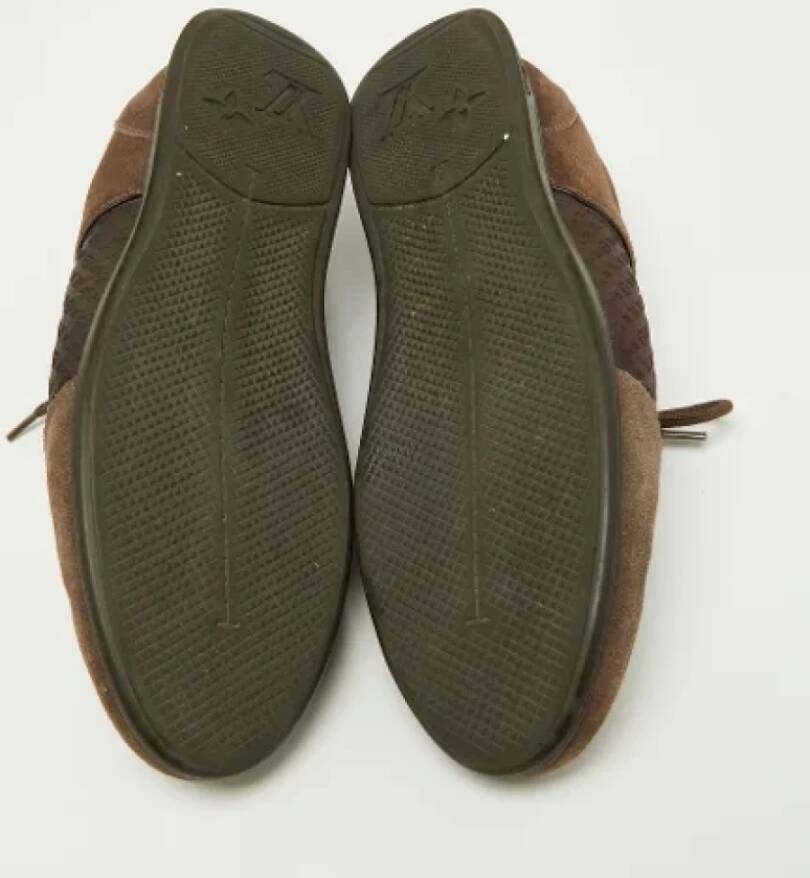 Louis Vuitton Vintage Pre-owned Fabric sneakers Brown Dames
