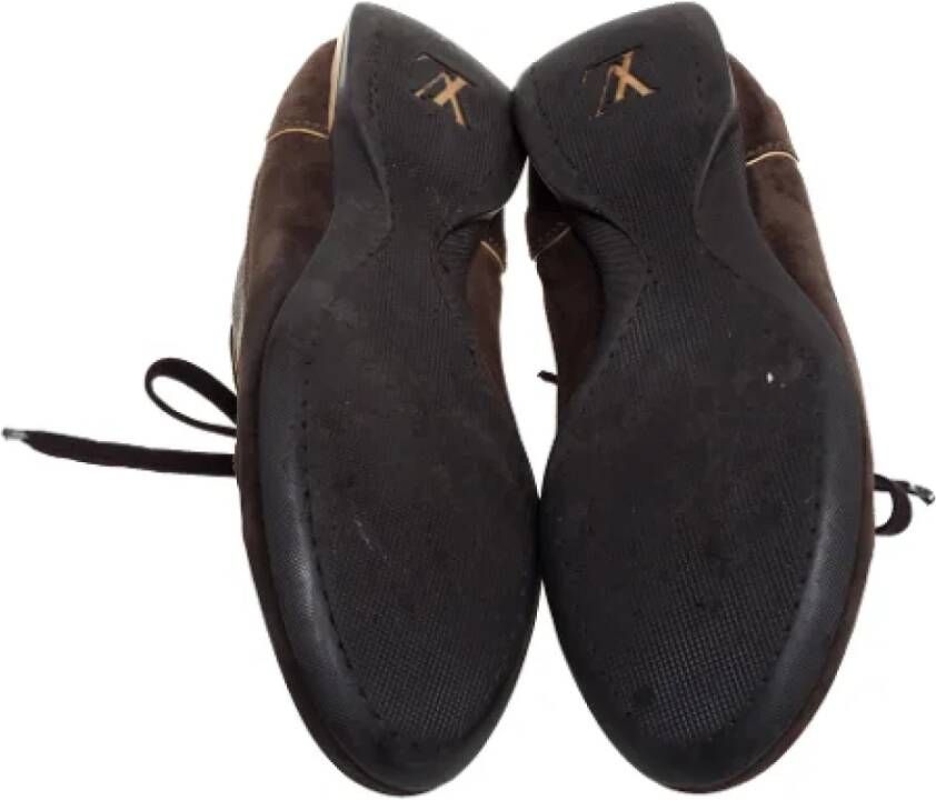 Louis Vuitton Vintage Pre-owned Fabric sneakers Brown Dames