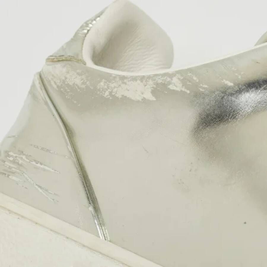Louis Vuitton Vintage Pre-owned Fabric sneakers Gray Dames