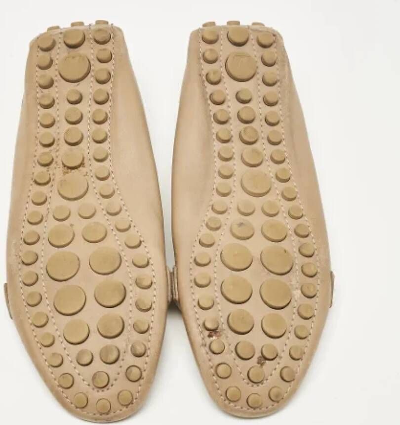 Louis Vuitton Vintage Pre-owned Leather flats Beige Dames