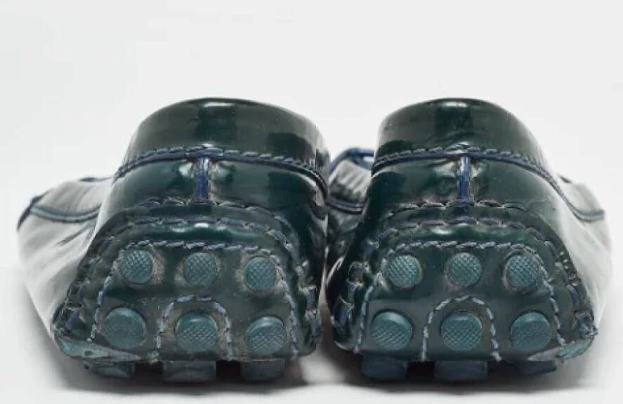 Louis Vuitton Vintage Pre-owned Leather flats Green Dames