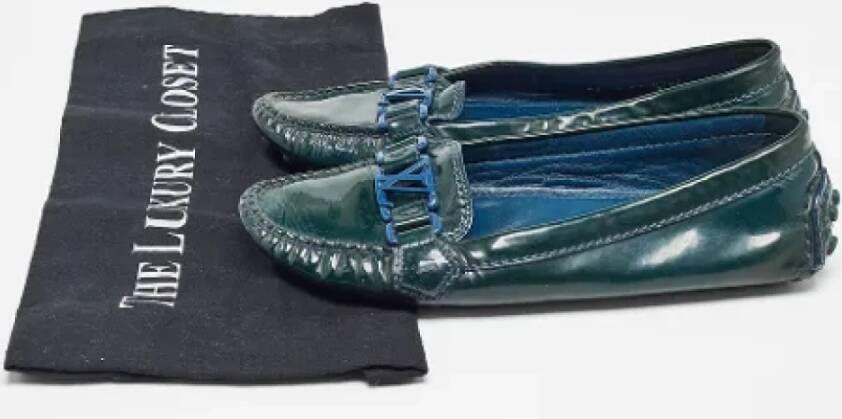 Louis Vuitton Vintage Pre-owned Leather flats Green Dames