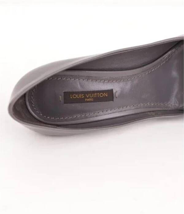 Louis Vuitton Vintage Pre-owned Leather heels Gray Dames