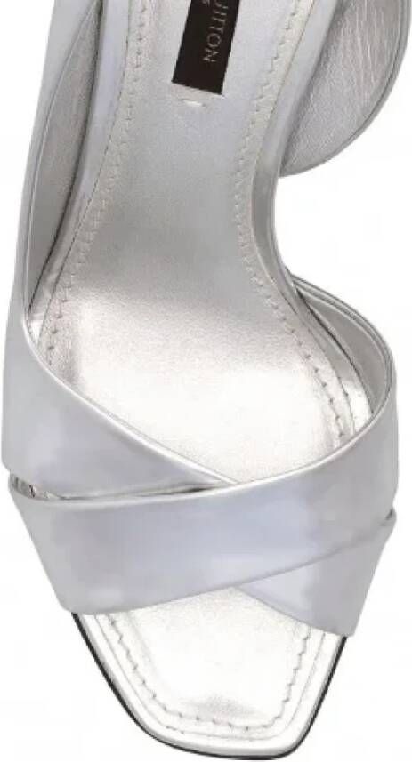Louis Vuitton Vintage Pre-owned Leather sandals Gray Dames