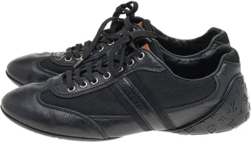 Louis Vuitton Vintage Pre-owned Leather sneakers Black Dames