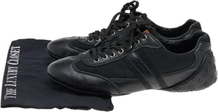 Louis Vuitton Vintage Pre-owned Leather sneakers Black Dames