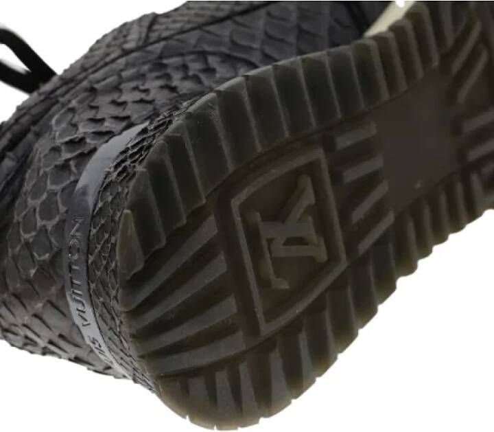Louis Vuitton Vintage Pre-owned Leather sneakers Black Dames