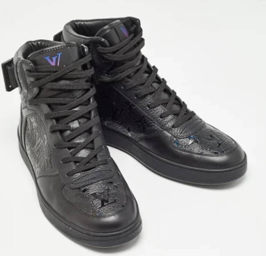 Louis Vuitton Vintage Pre-owned Leather sneakers Black Heren