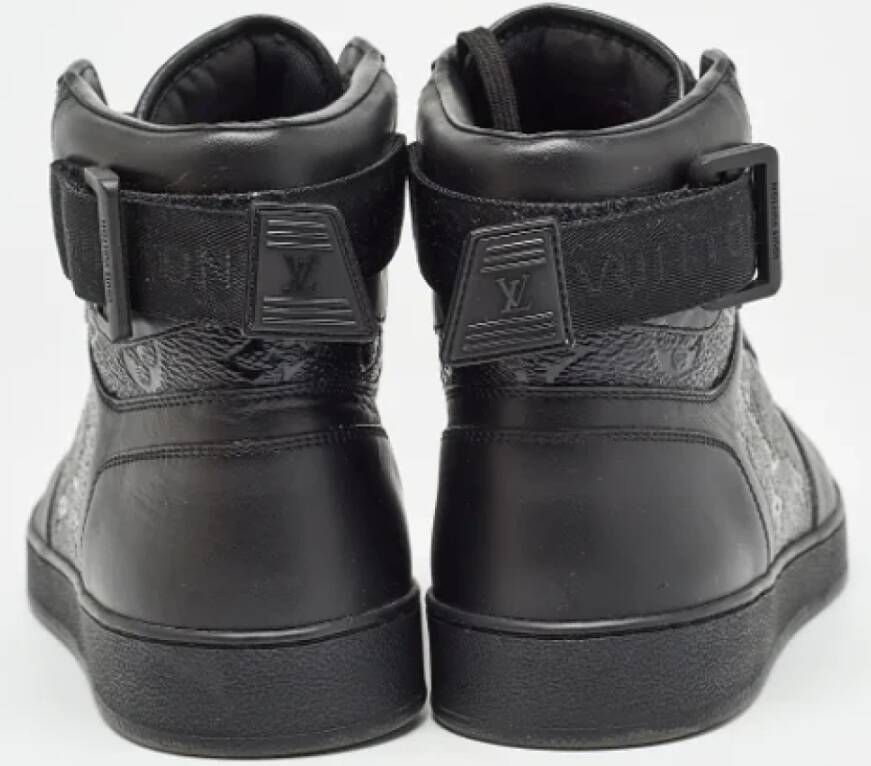 Louis Vuitton Vintage Pre-owned Leather sneakers Black Heren