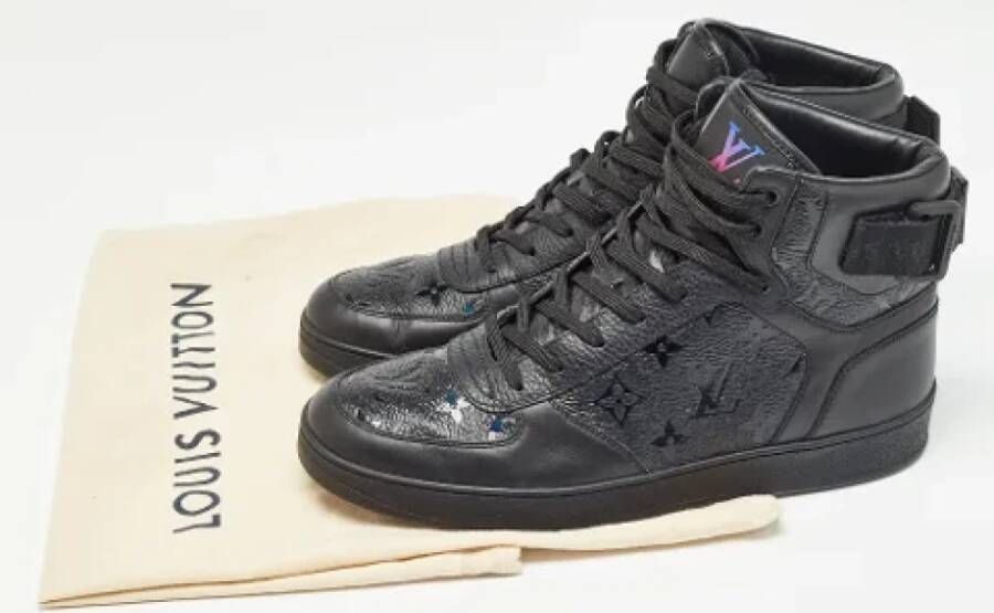 Louis Vuitton Vintage Pre-owned Leather sneakers Black Heren