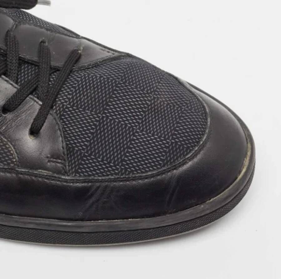 Louis Vuitton Vintage Pre-owned Leather sneakers Black Heren