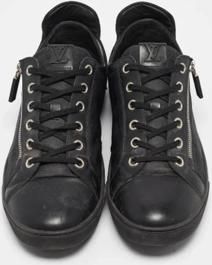 Louis Vuitton Vintage Pre-owned Leather sneakers Black Heren
