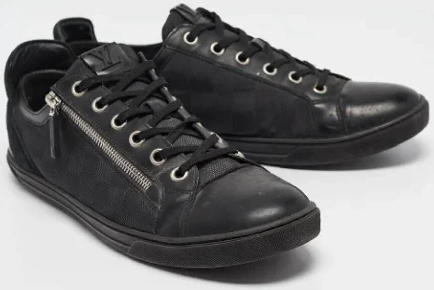 Louis Vuitton Vintage Pre-owned Leather sneakers Black Heren