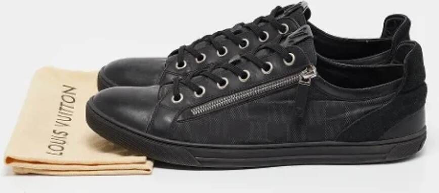 Louis Vuitton Vintage Pre-owned Leather sneakers Black Heren