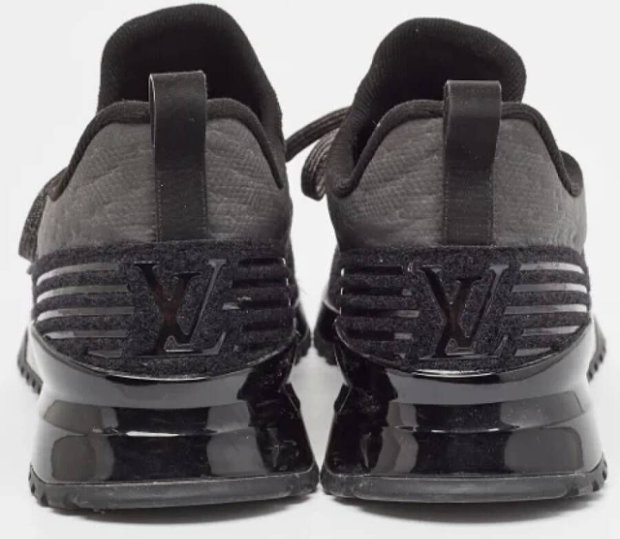 Louis Vuitton Vintage Pre-owned Leather sneakers Black Heren