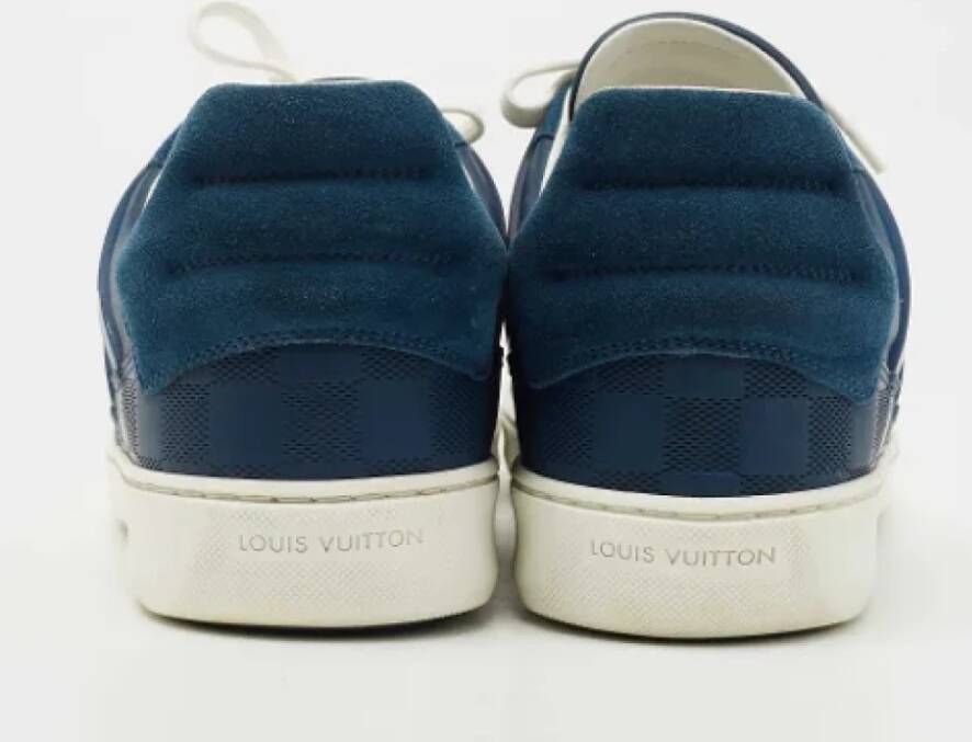 Louis Vuitton Vintage Pre-owned Leather sneakers Blue Dames