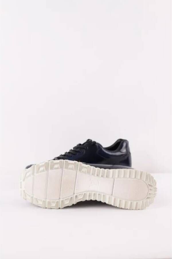 Louis Vuitton Vintage Pre-owned Leather sneakers Blue Heren