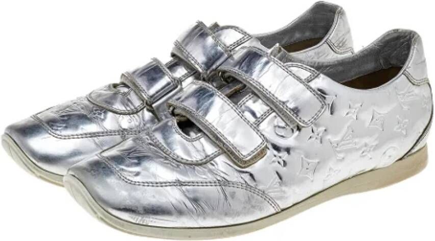 Louis Vuitton Vintage Pre-owned Leather sneakers Gray Dames