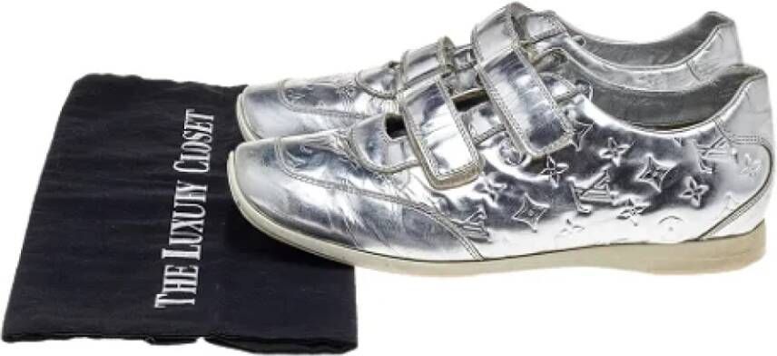 Louis Vuitton Vintage Pre-owned Leather sneakers Gray Dames