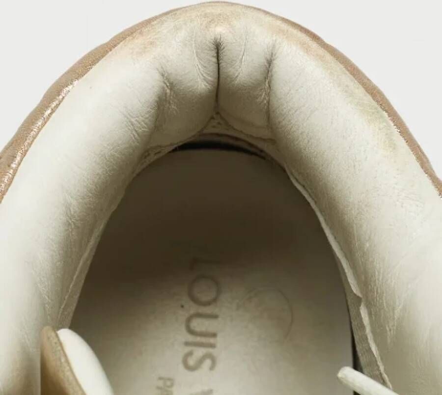 Louis Vuitton Vintage Pre-owned Leather sneakers Gray Dames