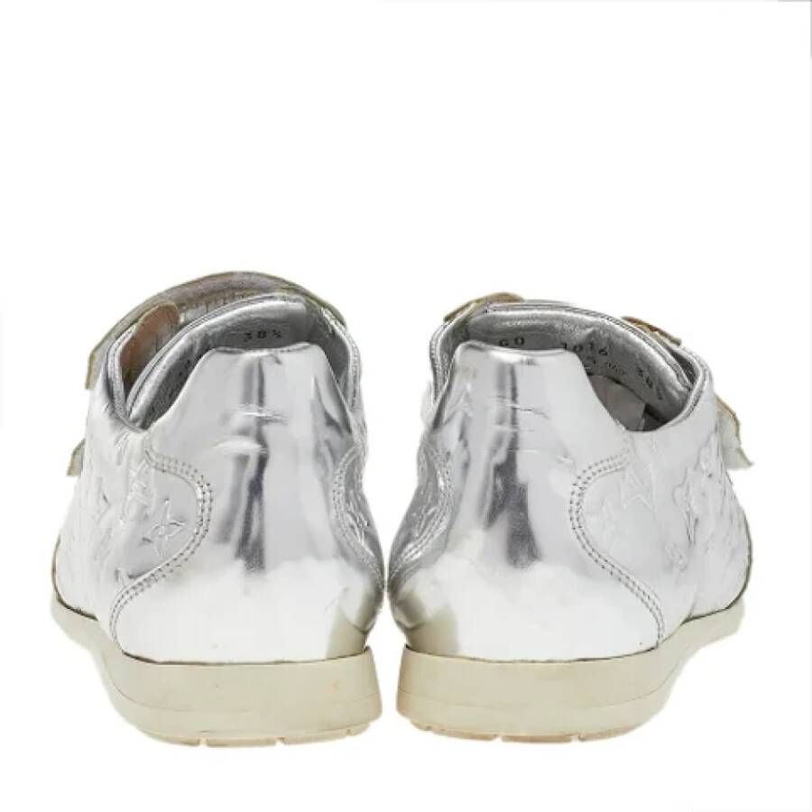 Louis Vuitton Vintage Pre-owned Leather sneakers Gray Dames
