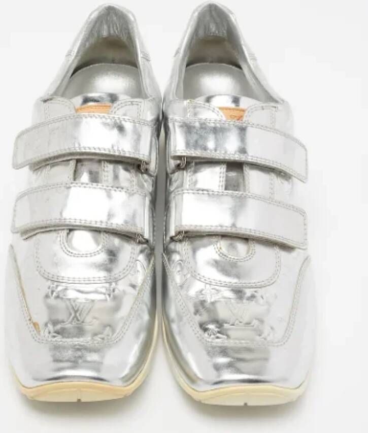 Louis Vuitton Vintage Pre-owned Leather sneakers Gray Dames
