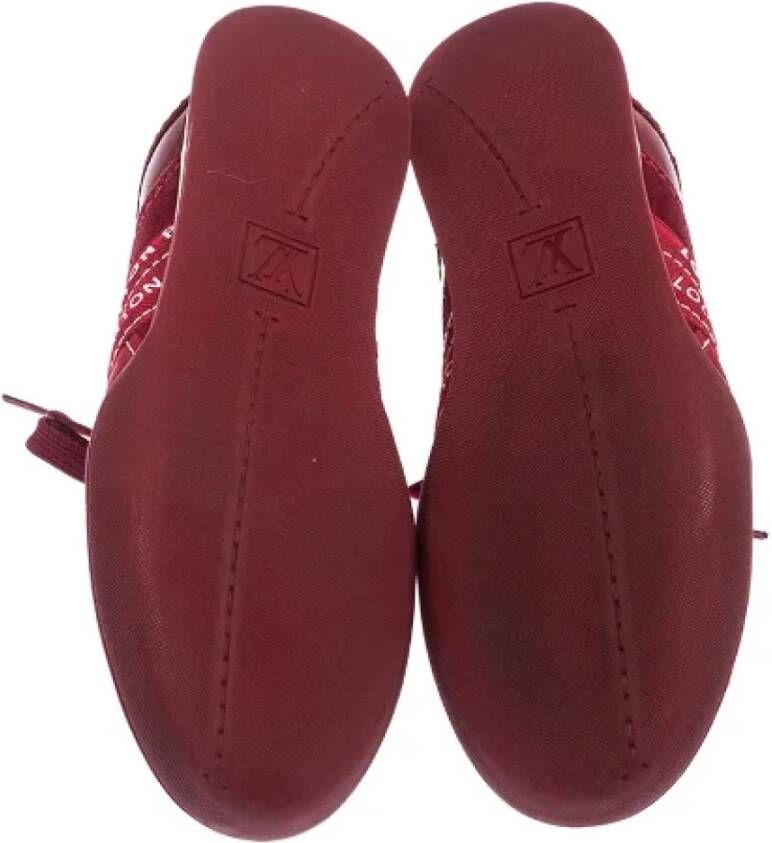Louis Vuitton Vintage Pre-owned Leather sneakers Red Dames