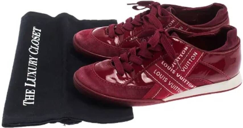 Louis Vuitton Vintage Pre-owned Leather sneakers Red Dames
