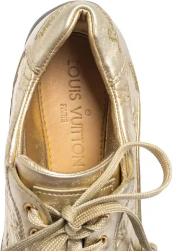 Louis Vuitton Vintage Pre-owned Leather sneakers Yellow Dames
