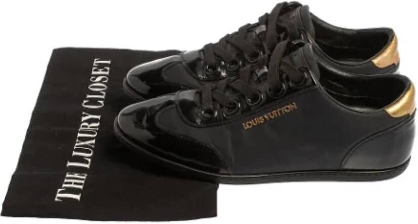 Louis Vuitton Vintage Pre-owned Nylon sneakers Black Dames
