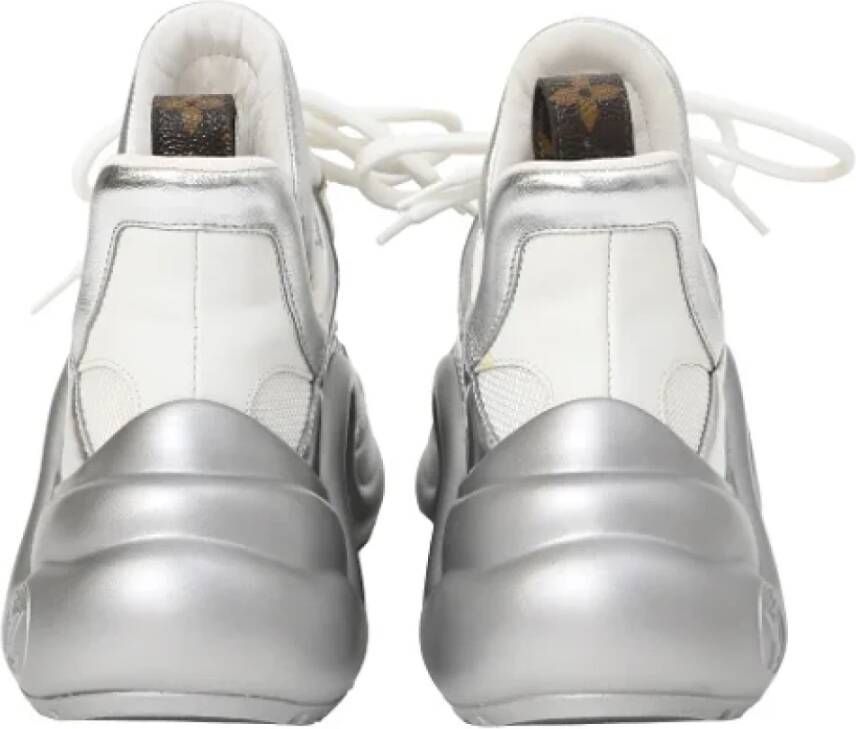 Louis Vuitton Vintage Pre-owned Polyester sneakers Gray Dames