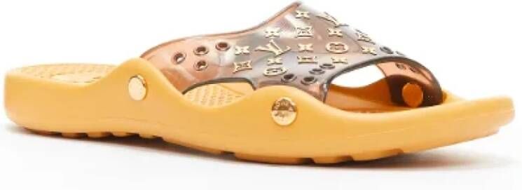 Louis Vuitton Vintage Pre-owned Rubber sandals Brown Dames