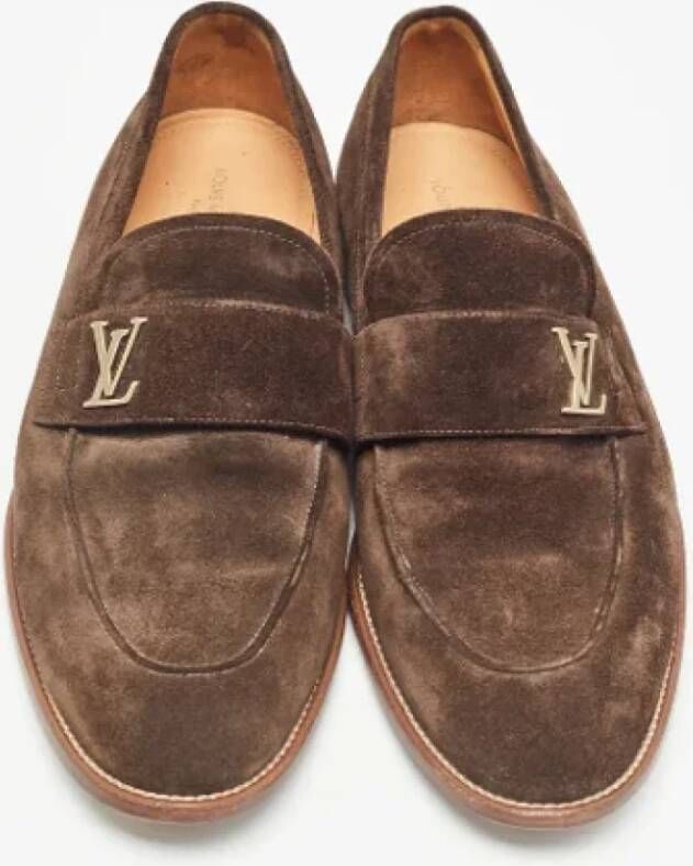 Louis Vuitton Vintage Pre-owned Suede flats Brown Heren