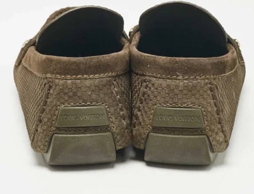Louis Vuitton Vintage Pre-owned Suede flats Green Heren