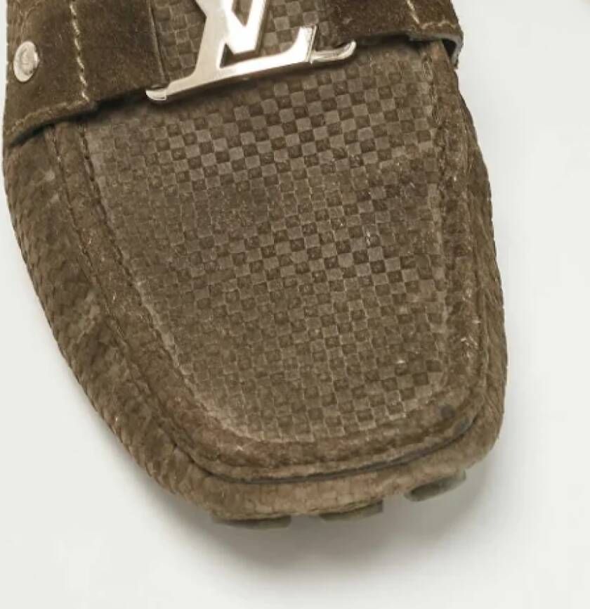 Louis Vuitton Vintage Pre-owned Suede flats Green Heren