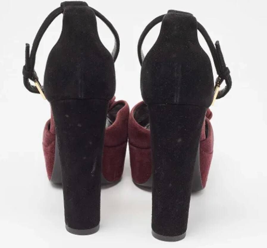 Louis Vuitton Vintage Pre-owned Suede sandals Black Dames
