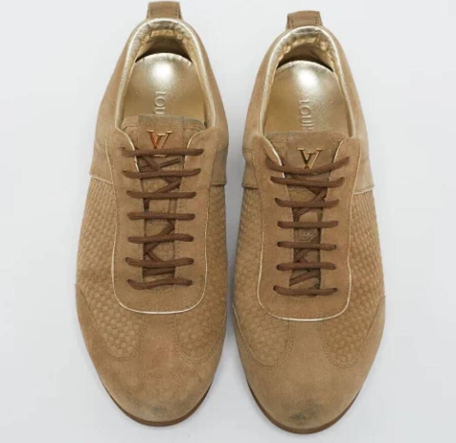 Louis Vuitton Vintage Pre-owned Suede sneakers Beige Dames