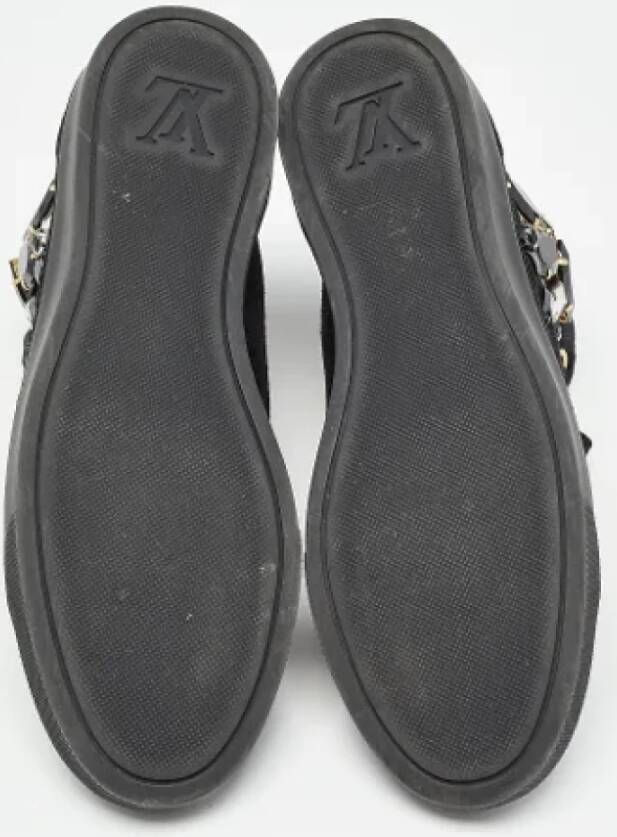 Louis Vuitton Vintage Pre-owned Suede sneakers Black Dames