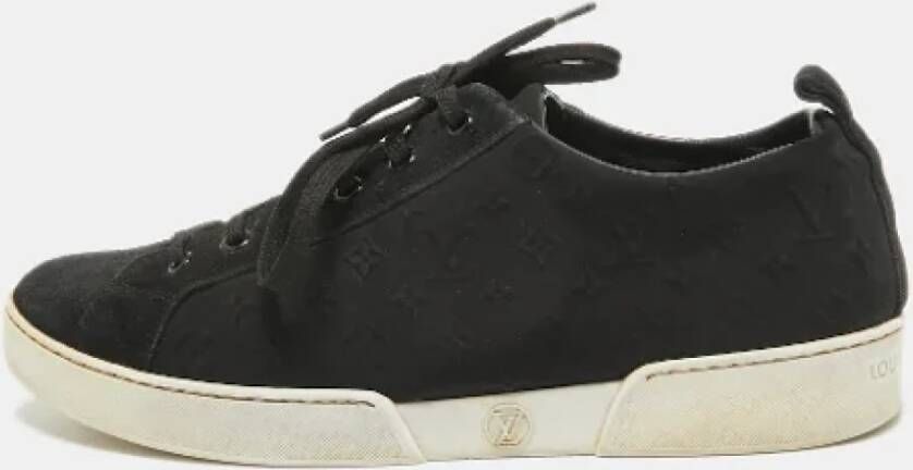 Louis Vuitton Vintage Pre-owned Suede sneakers Black Dames