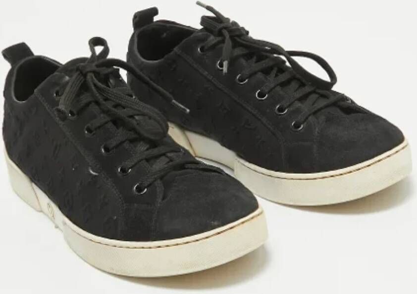 Louis Vuitton Vintage Pre-owned Suede sneakers Black Dames